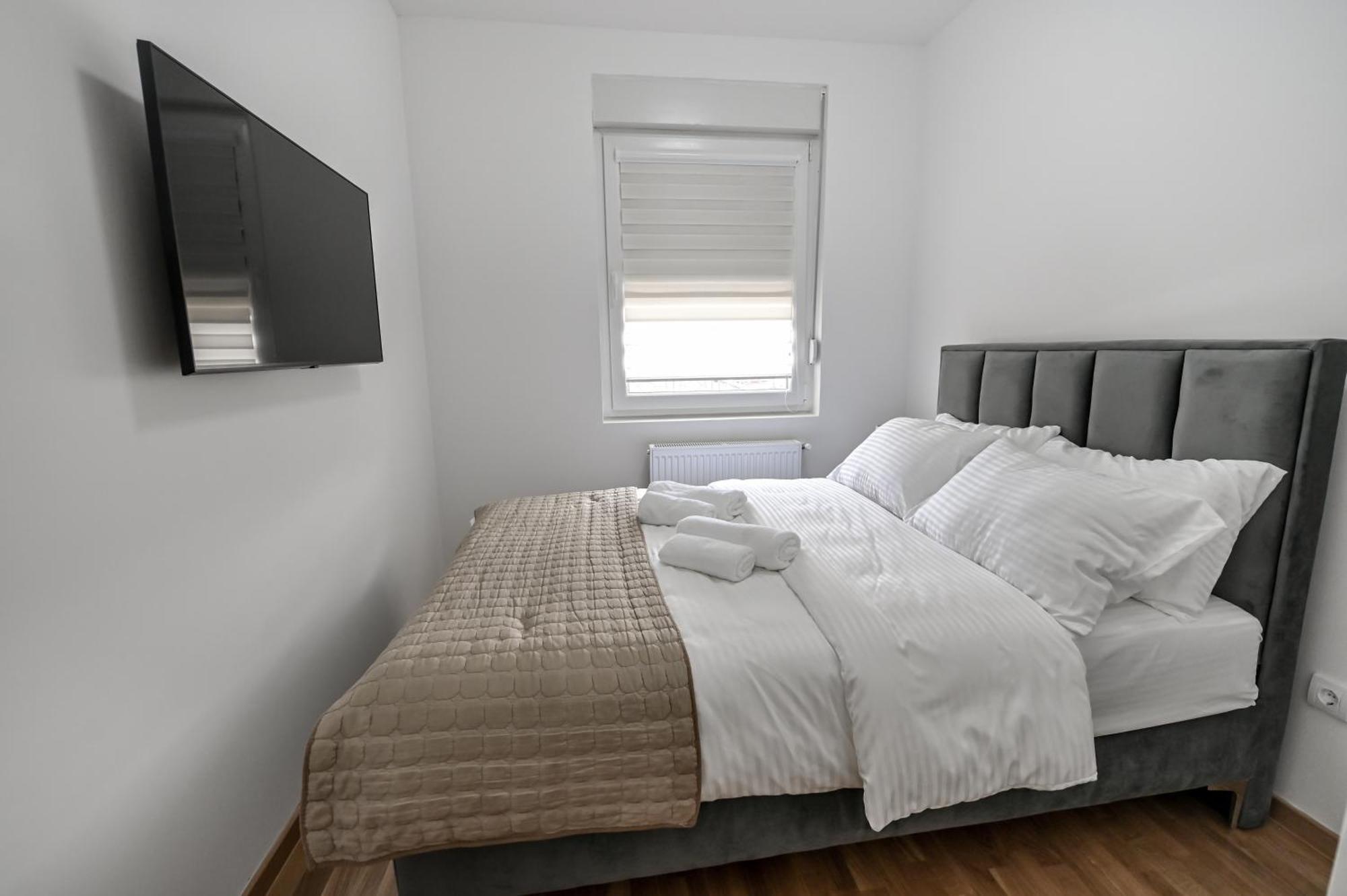 Apartamento Porto Lux Arandjelovac Exterior foto